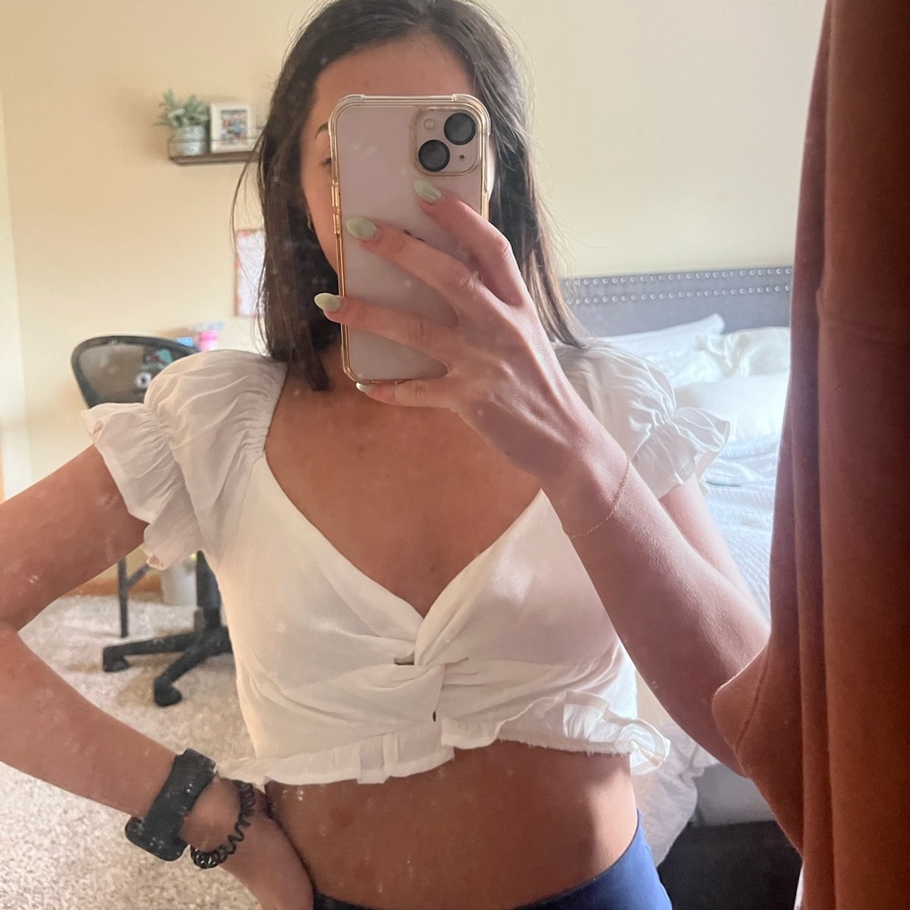 idem ditto brand white crop top